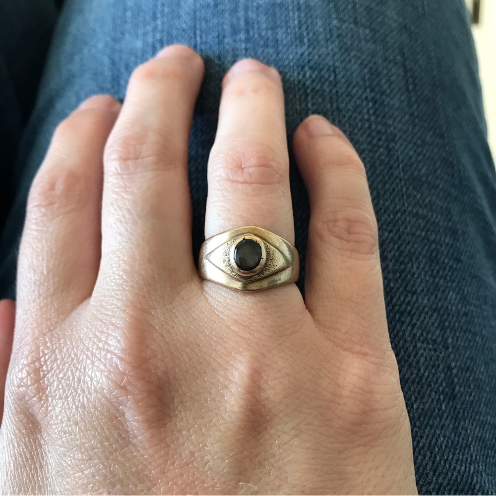 Vintage 14k Gold Grey Sapphire Ring